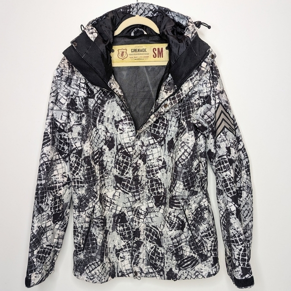 Grenade Other - Grenade men's snowboarding jacket hooded Fatigue Project black white size S